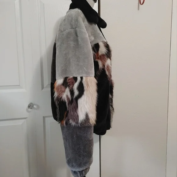UO Blocked Faux Fur Jacket Bomber Jacket - Picture 5 of 15